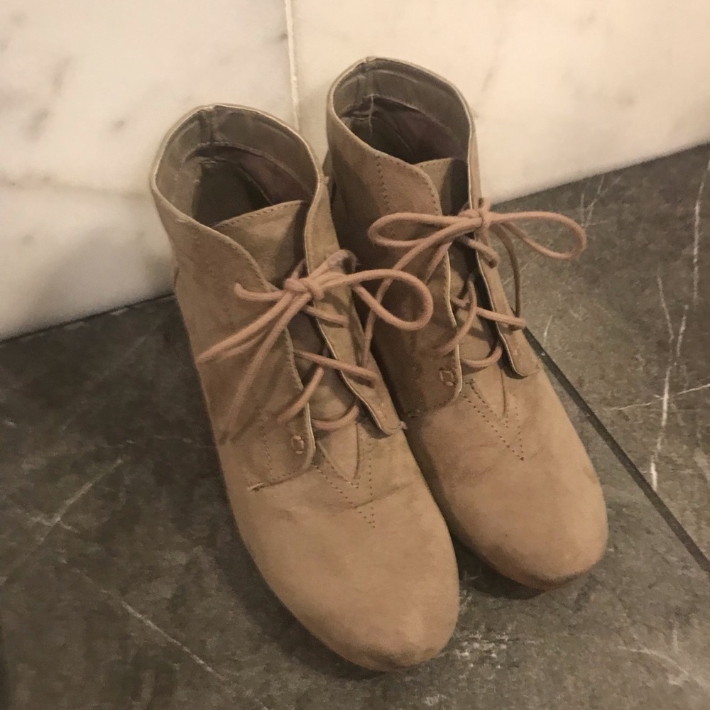 Ankle boots